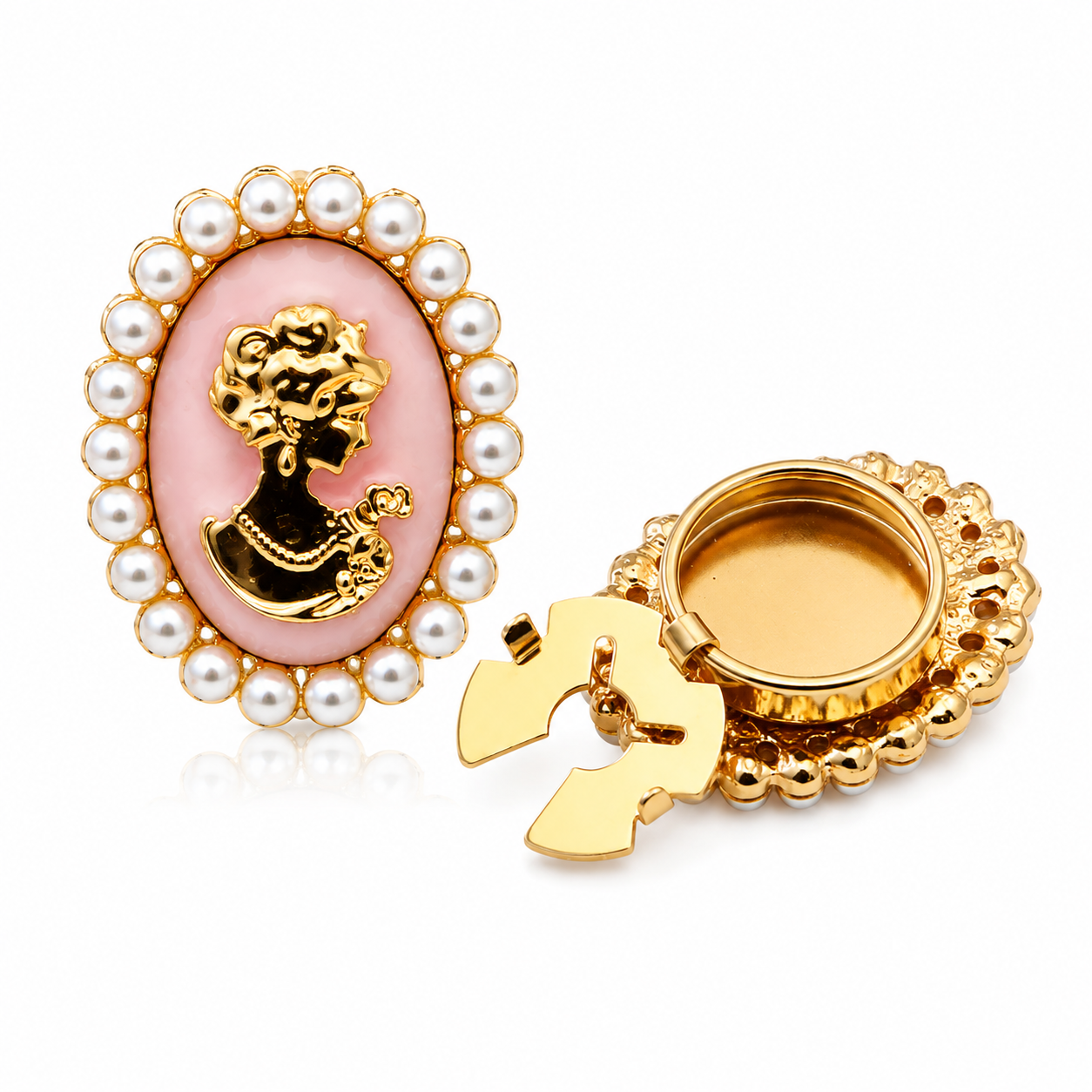 Heritage Pearl Cameo Button Cover