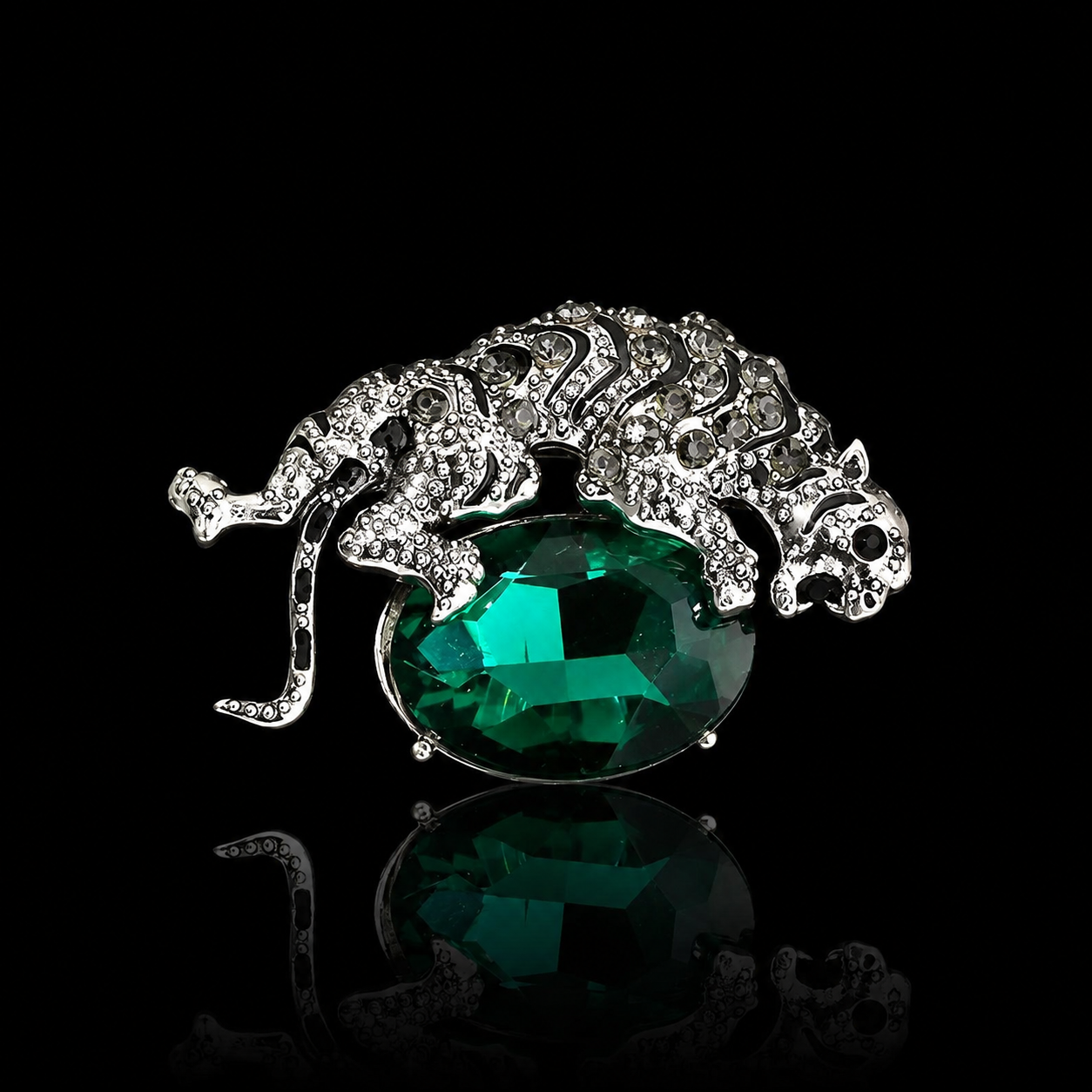Emerald Panther Brooch