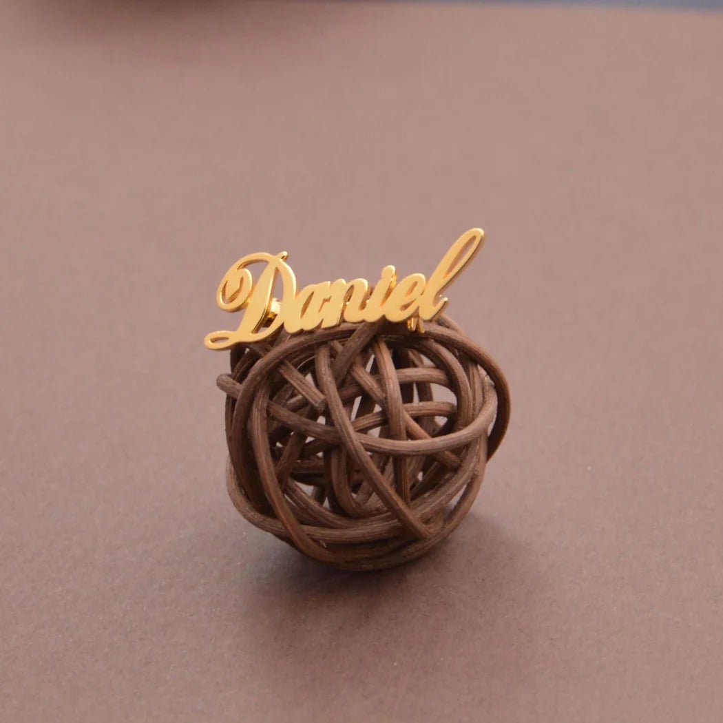 Cursive_name-Brooch