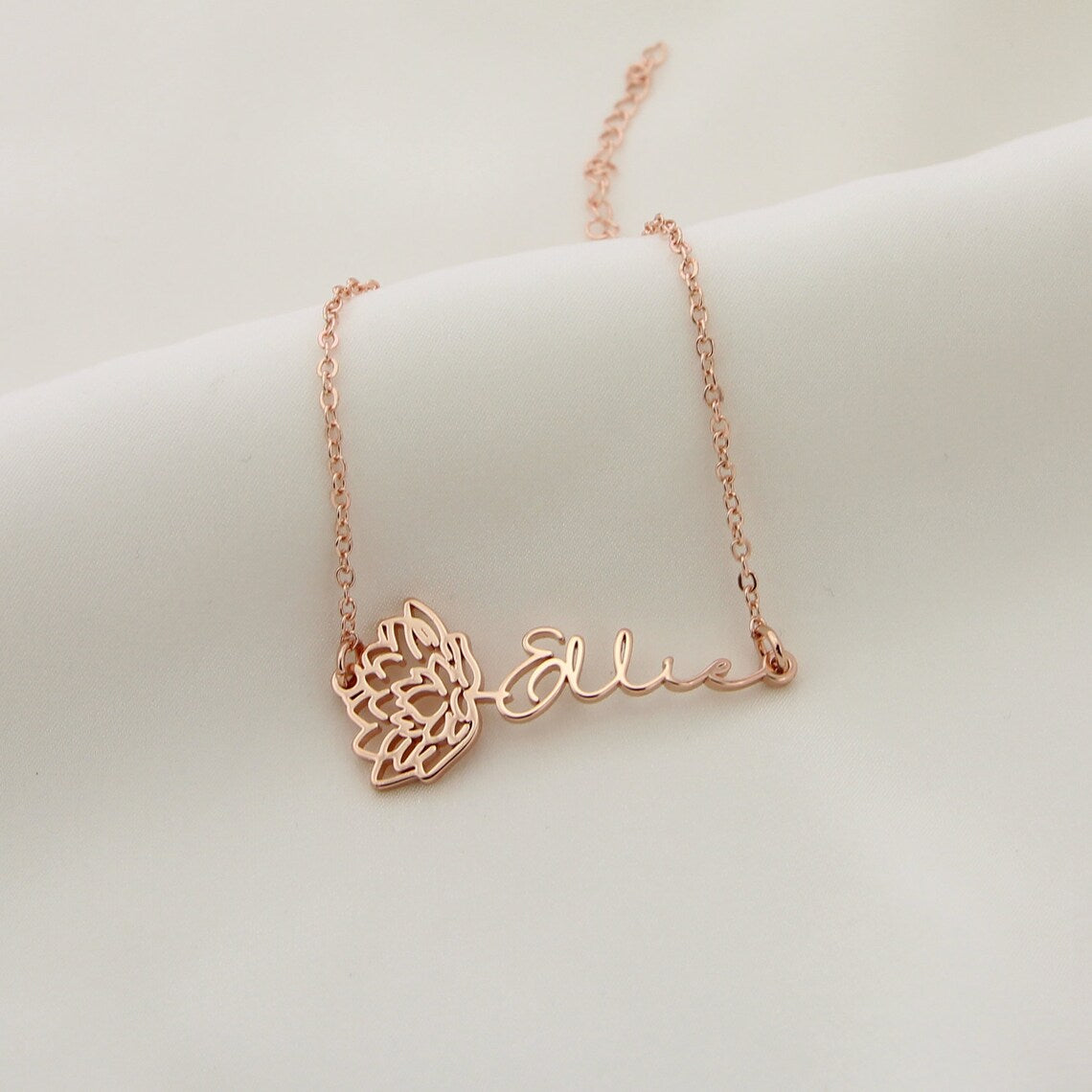 Signature Bloom Necklace